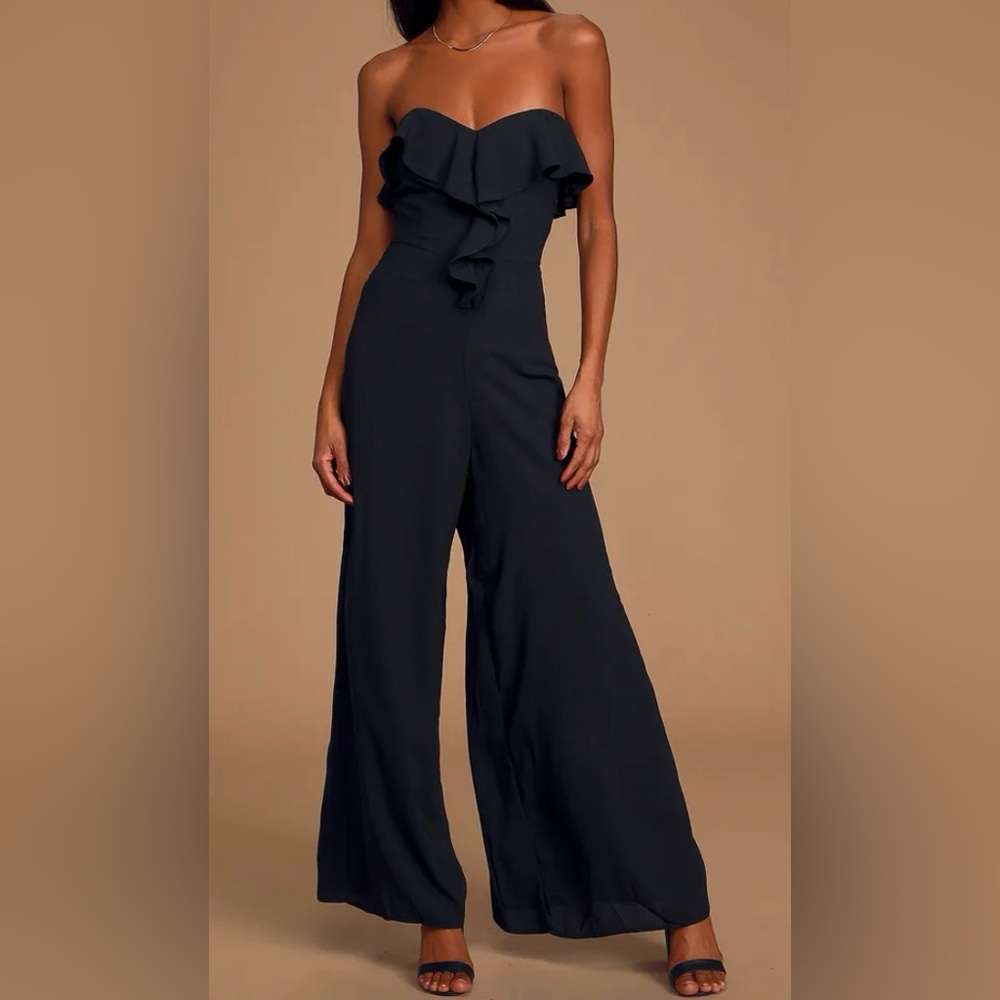 NWT Lulu’s - Black Off-The Shoulder Ruffle Jumpsuit- Size S
